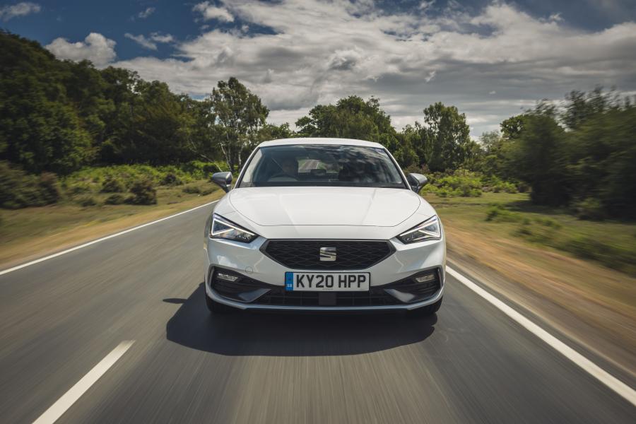  Seat Leon FR 2020 года  (UK) (фото 3 из 40)